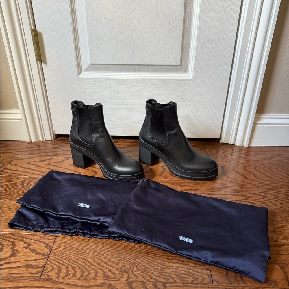 Prada Lug Sole Chelsea Boot 38.5 - Picture 2 of 12